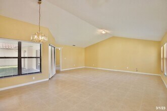 8257 Lisbon Ct in Orlando, FL - Building Photo - Building Photo