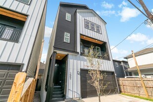 1007 E 33rd St in Houston, TX - Building Photo