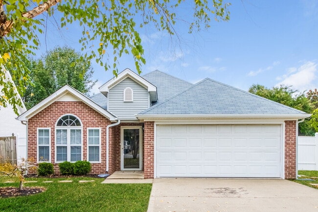 property at 1443 Rochester Dr
