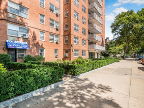 Tibbett Towers in Bronx, NY - Building Photo - Building Photo