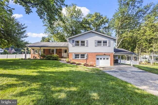 5030 Gadsen Dr in Fairfax, VA - Building Photo - Building Photo