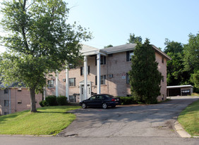 114 Sunnyslope Dr Apartments