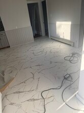 19 Randall St, Unit First Floor in Taunton, MA - Foto de edificio - Building Photo