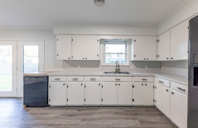 115 Ketchum Ln in Lonoke, AR - Building Photo - Building Photo