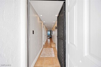 25810 Hickory Blvd in Bonita Springs, FL - Building Photo - Building Photo
