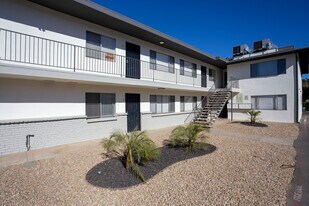 Park Ave Apartments in La Mesa, CA - Building Photo