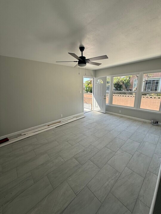 4950 Southall Ct, Unit B in Bell, CA - Building Photo