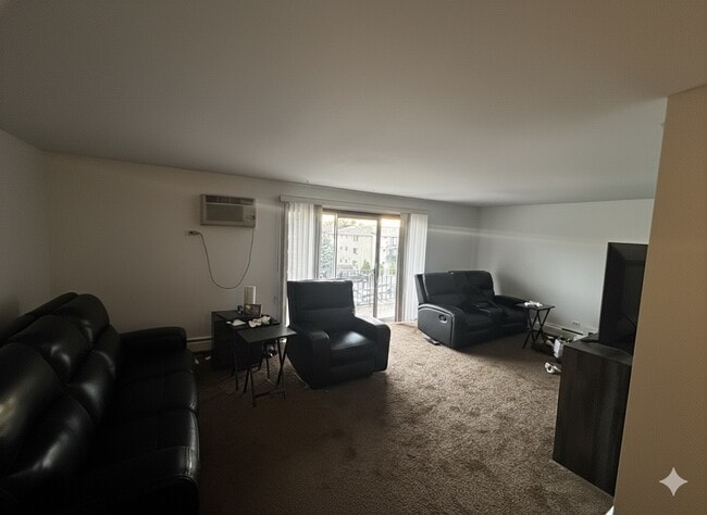 5825 W 103rd St in Oak Lawn, IL - Building Photo - Building Photo