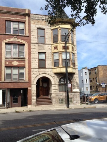 property at 1410 W Irving Park Rd