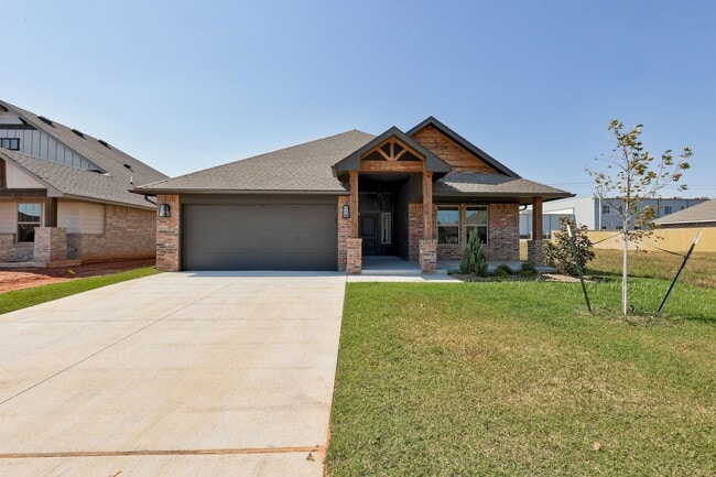 5009 Misty Wood Ln in Mustang, OK - Building Photo - Building Photo