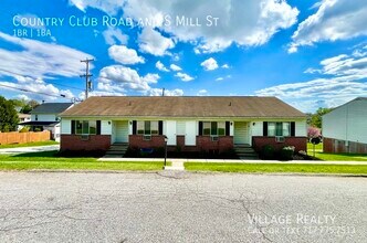 811 Country Club Rd in Red Lion, PA - Building Photo - Building Photo