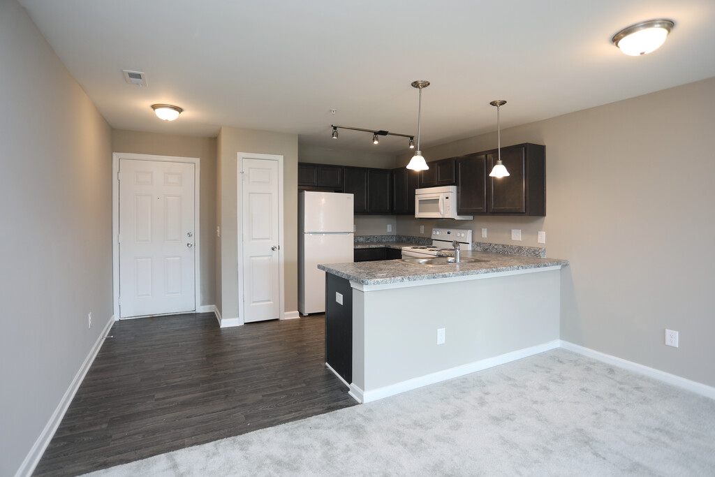 Woodland Heights of Burlington Apartments in Whitsett, NC