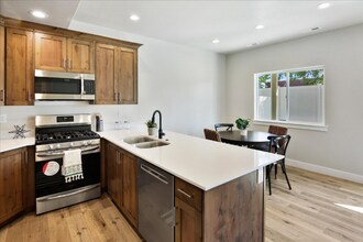 1167 W 325 N in Clearfield, UT - Building Photo - Building Photo