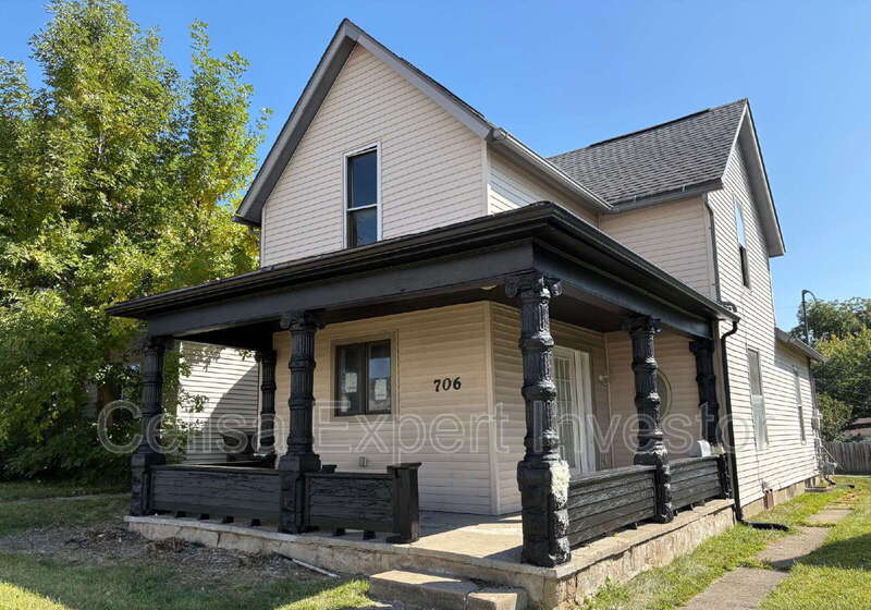 706 Davis St in Fort Wayne, IN - Building Photo