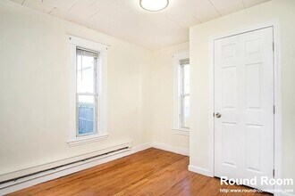 28 Moreland St, Unit #1 in Boston, MA - Building Photo - Building Photo