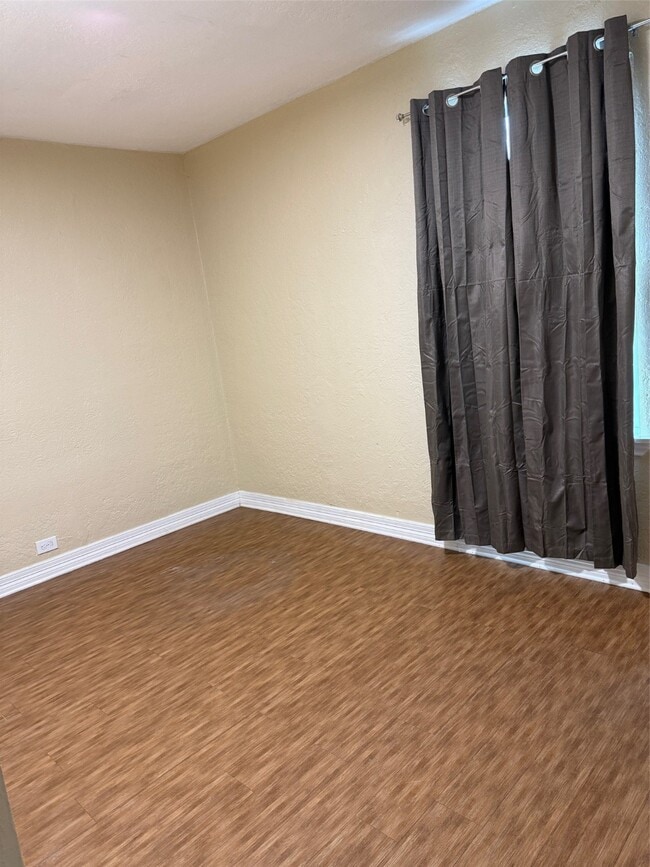 property at 5106 Jackson St