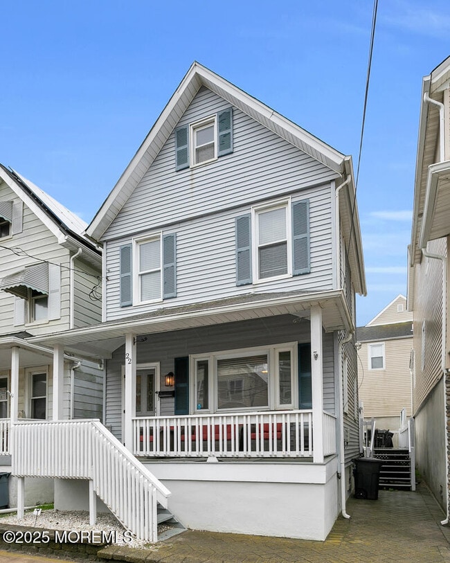 property at 22 Beach St