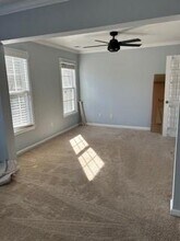 2318 Longcourt Wy in Atlanta, GA - Building Photo - Building Photo