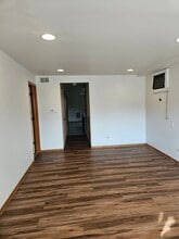 7926 S Kedzie Ave, Unit 1 in Chicago, IL - Building Photo - Building Photo