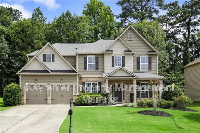 property at 611 Crosswinds Cir