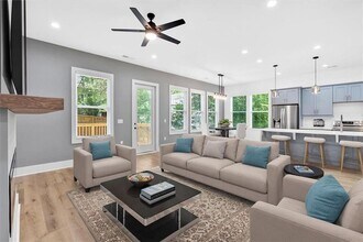 962 Beckwith St SW in Atlanta, GA - Building Photo - Building Photo