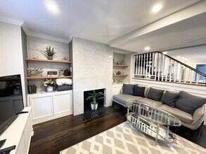 36 Joy St in Boston, MA - Building Photo - Building Photo