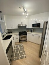 9339 University Cres in Burnaby, BC - Building Photo - Building Photo