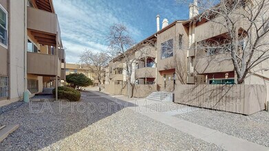 3863 Montgomery Blvd in Albuquerque, NM - Building Photo - Building Photo
