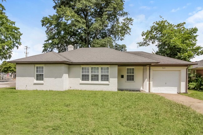 property at 4600 N Renshaw Dr