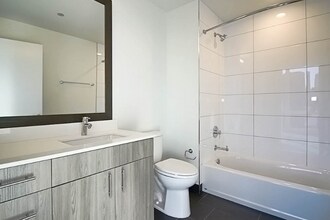 461 N Park Dr in Chicago, IL - Building Photo - Building Photo