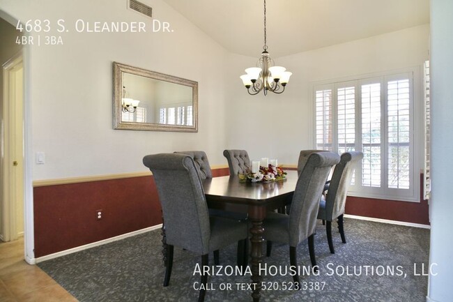 4683 S Oleander Dr in Chandler, AZ - Foto de edificio - Building Photo