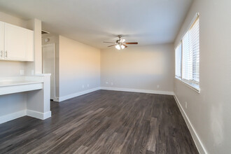 7439 Leightonfield Ct in Cypress, TX - Building Photo - Building Photo