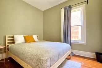 203 W Tupper St in Buffalo, NY - Foto de edificio - Building Photo