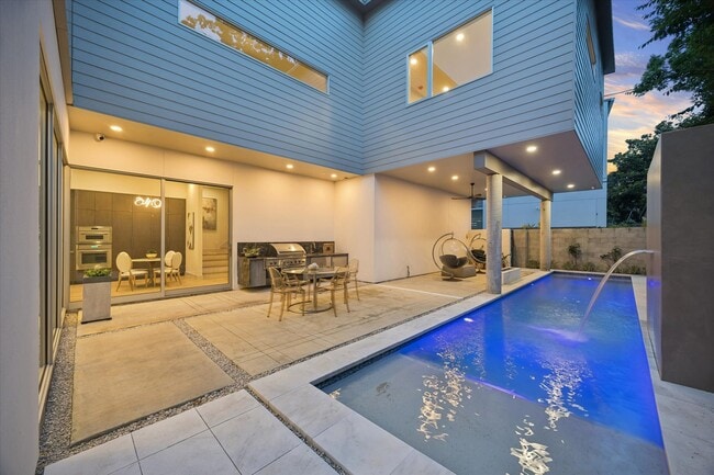 property at 2129 Quenby St