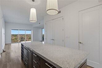 1820 Peachtree St NW in Atlanta, GA - Foto de edificio - Building Photo