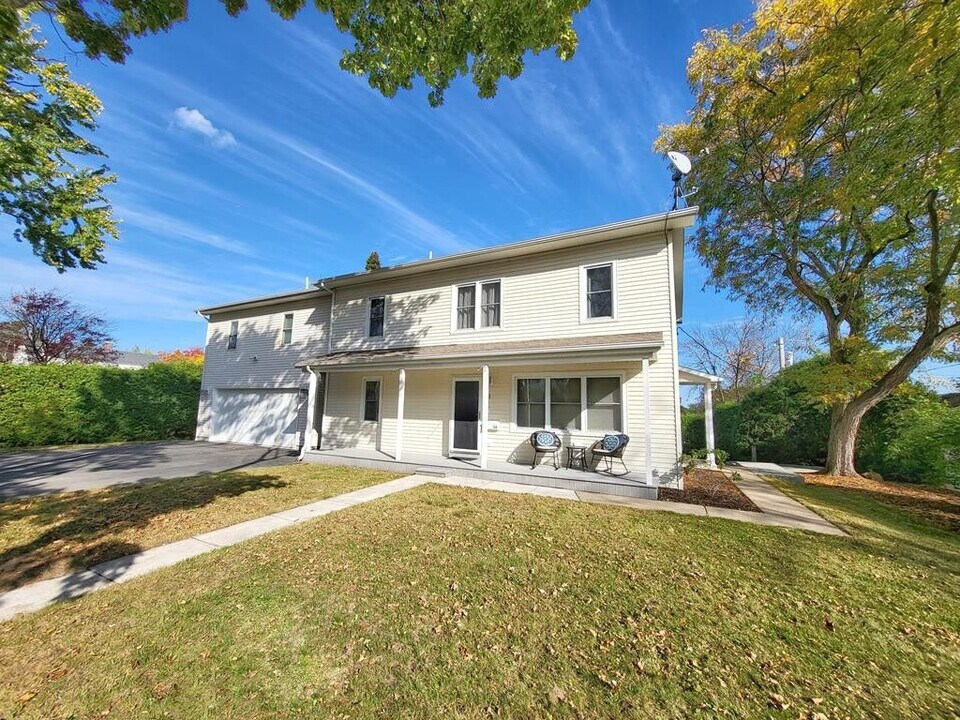3 Leonard Ave in Plattsburgh, NY - Building Photo
