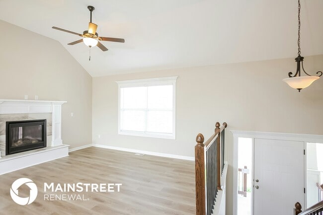 1404 Silhouette Dr in Kearney, MO - Building Photo - Building Photo