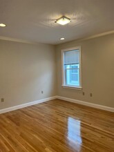 78 Line St, Unit 3 in Somerville, MA - Foto de edificio - Building Photo