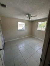 422 Caroline Ave in West Palm Beach, FL - Building Photo - Building Photo