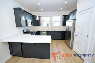 3683 Big Horn Dr in Saratoga Springs, UT - Building Photo - Building Photo