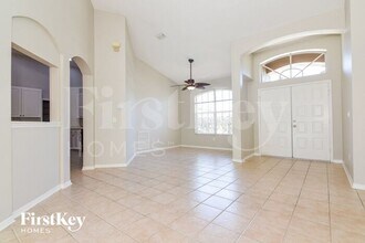 4311 Brooke Dr in Valrico, FL - Building Photo - Building Photo