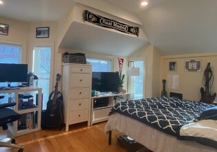 3 Griggs Pl, Unit 3 in Boston, MA - Building Photo - Building Photo