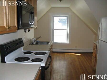 1539 Cambridge St, Unit 3 in Cambridge, MA - Building Photo