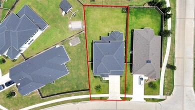 2268 Vanessa Cay Ln in La Porte, TX - Building Photo - Building Photo