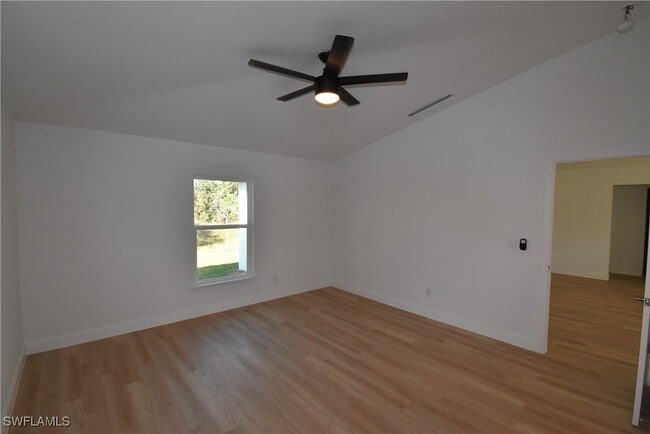 property at 5051 Foxhall Rd