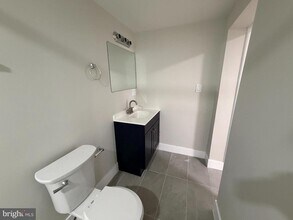 2310 Tasker St in Philadelphia, PA - Building Photo - Building Photo