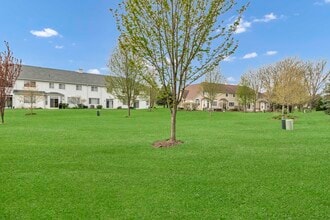 1263 Tamarack Dr in Bartlett, IL - Building Photo - Building Photo