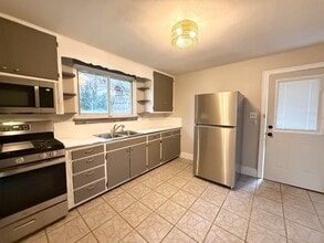 776 3rd Ave Dr SE in Hickory, NC - Building Photo - Building Photo