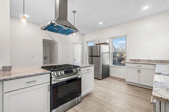 36 Elm Hill Park, Unit 1 in Boston, MA - Building Photo - Building Photo