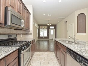 12204 Barras Branch Dr in Austin, TX - Building Photo - Building Photo